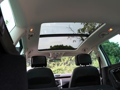 2012款 旅行版 2.0TSI 豪華型