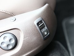 2012款 旅行版 2.0TSI 豪華型