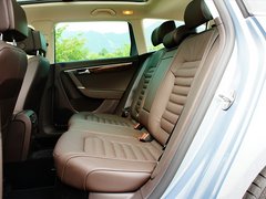 2012款 旅行版 2.0TSI 豪华型