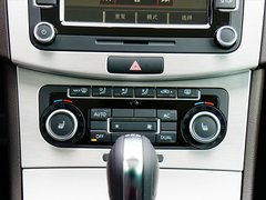2012款 旅行版 2.0TSI 豪华型