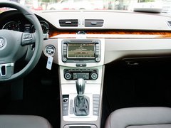 2012款 旅行版 2.0TSI 豪华型