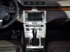 2012款 旅行版 2.0TSI 豪华型