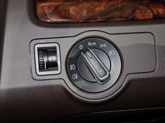 2012款 旅行版 2.0TSI 豪华型