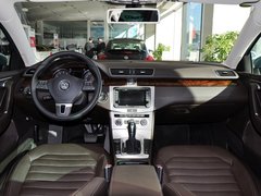 2012款 旅行版 2.0TSI 豪华型