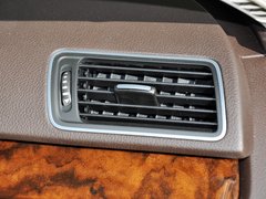 2012款 旅行版 2.0TSI 豪华型