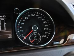 2012款 旅行版 2.0TSI 豪华型