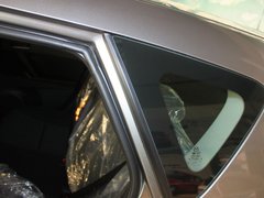 2012款 两厢 1.6 自动 精英型