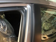 2012款 两厢 1.6 自动 精英型