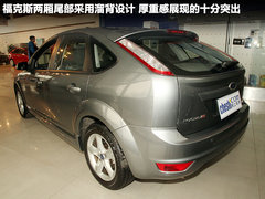 2012款 两厢 2.0 自动 豪华型