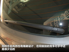 2012款 两厢 2.0 自动 豪华型