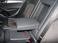 奥迪Q5 2012款 2.0TSI 动感型 5座
