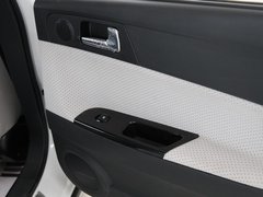 2010款 1.5L 手动 豪华型