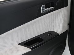 2010款 1.5L 手动 豪华型