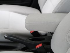 2010款 1.5L 手动 豪华型
