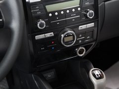 2010款 1.5L 手动 豪华型