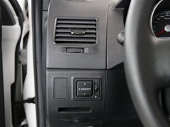 2010款 1.5L 手动 豪华型