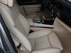 2011款 730Li 3.0L 典雅型