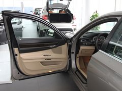 2011款 730Li 3.0L 典雅型