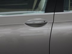 2011款 730Li 3.0L 典雅型