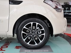 2012款 1.6L 自动 Premium