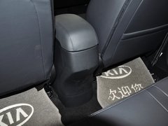 2012款 1.6L 自动 Premium