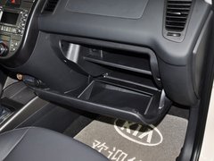 2012款 1.6L 自动 Premium