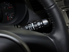 2012款 1.6L 自动 Premium