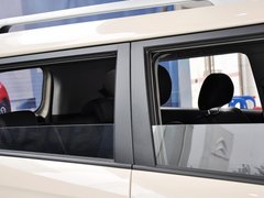 2012款 1.6L 自动 Premium