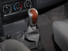 2011款 宜商 1.5 标准版 7座