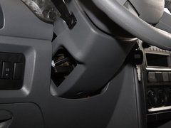 2011款 宜商 1.5 标准版 7座