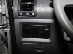 2011款 宜商 1.5 标准版 7座