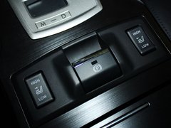 傲虎 2013款 2.5L CVT 豪华版 5座