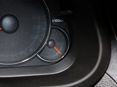 2013款 2.5L CVT 豪华版 5座