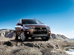 2012款 2.0L CVT 运动导航版5座