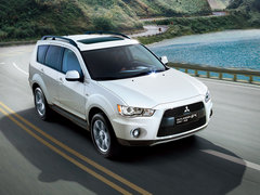2012款 2.0L CVT 运动导航版5座