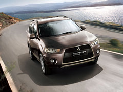 2012款 2.0L CVT 运动导航版5座