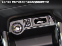 2012款 2.0L CVT 都市导航版5座