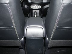 2012款 2.4L CVT 时尚导航版5座