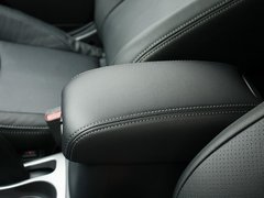 2012款 2.4L CVT 时尚导航版5座