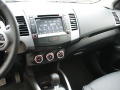 2012款 2.4L CVT 时尚导航版5座