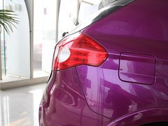 2010款 飞炫 1.5L 自动 运动型