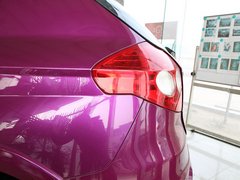2010款 飞炫 1.5L 自动 运动型