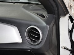 2013款 2.0L 手动 豪华型