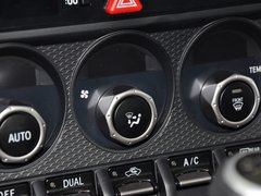 2013款 2.0L 手动 豪华型