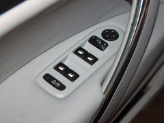 2012款 2.0L 自动 尊享型