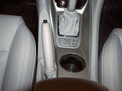 2012款 2.0L 自动 尊享型