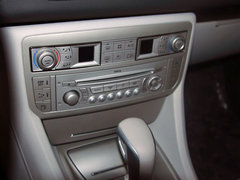 2012款 2.0L 自动 尊享型