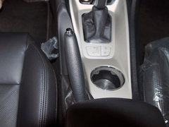 2012款 2.3L 自动 尊驭型