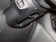 2012款 2.3L 自动 尊驭型