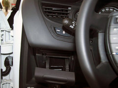 2012款 2.3L 自动 尊驭型
